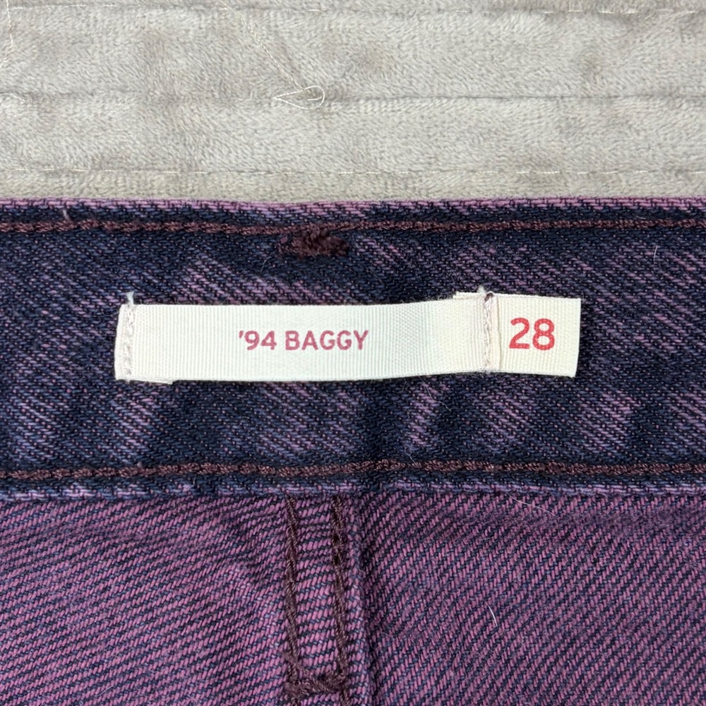 Levi's Straight Leg Jeans - Purple Wash - Picture 7 of 12